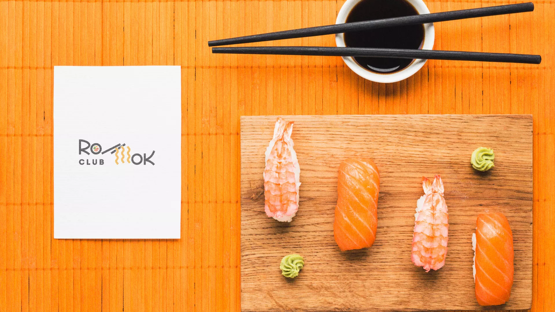 Создание логотипа суши-бара «Roll Wok Club» в Арамиле